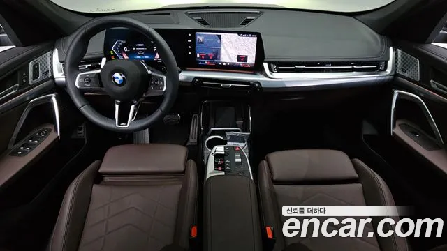 BMW X1 U11 — Фото автомобиля 6