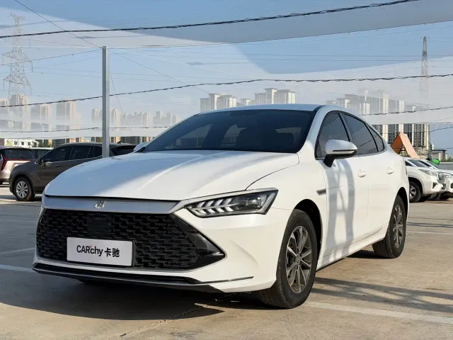 Фотография автомобиля — BYD Qin PLUS