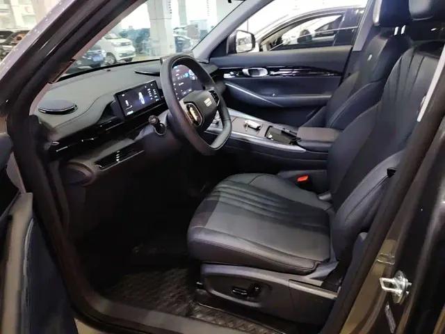 Geely Galaxy E5 — Фото автомобиля 14