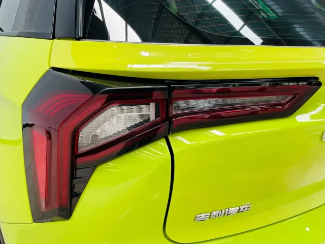 Geely Geometry E Firefly — Фото автомобиля 10