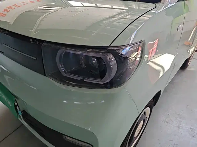 Wuling Hongguang Mini EV — Фото автомобиля 23