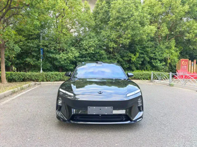 Nio ET5 Touring — Фото автомобиля 2
