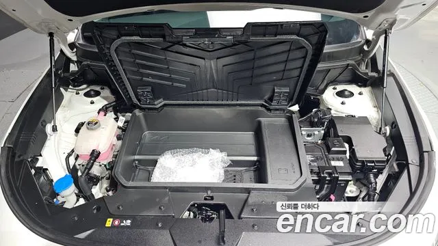 Kia Niro — Фото автомобиля 9