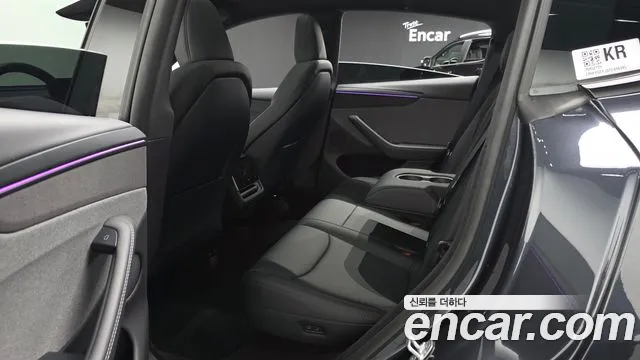 Tesla Model Y — Фото автомобиля 17