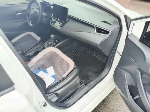 Toyota Levin 2023 Smart Hybrid 1.8L Leading Edition — Фото автомобиля 10