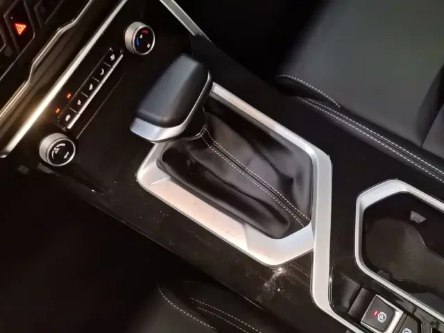 Geely Binyue — Фото автомобиля 13