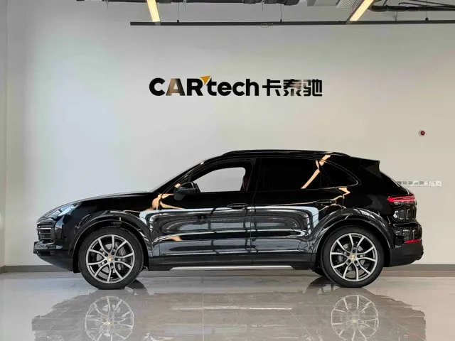 Porsche Cayenne — Фото автомобиля 5