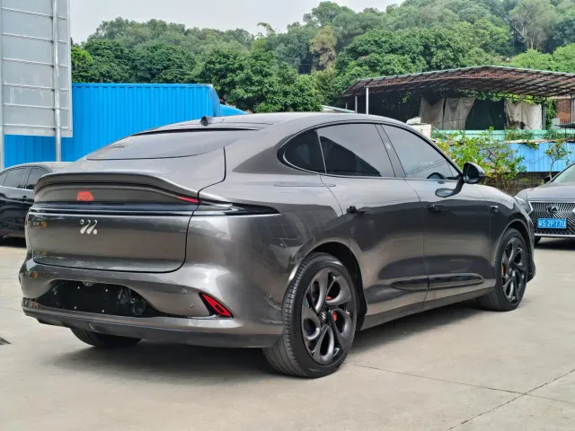 IM Motors LS6 — Фото автомобиля 4