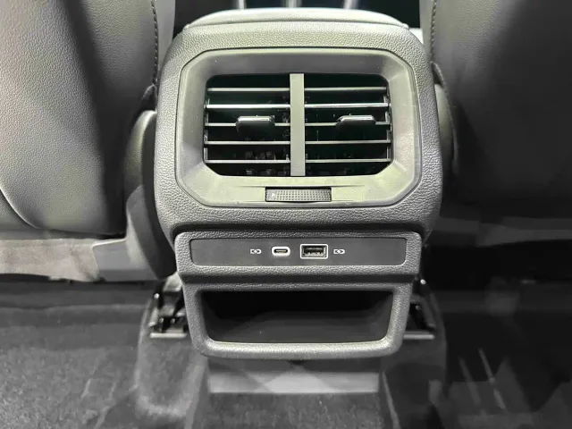 Volkswagen Tharu — Фото автомобиля 14