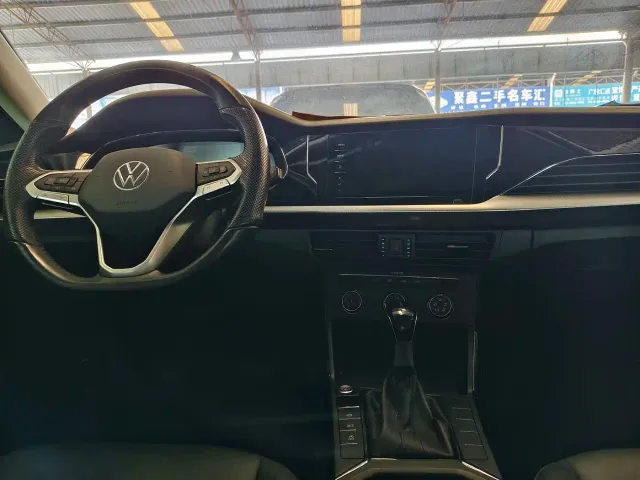 Volkswagen Passat — Фото автомобиля 6