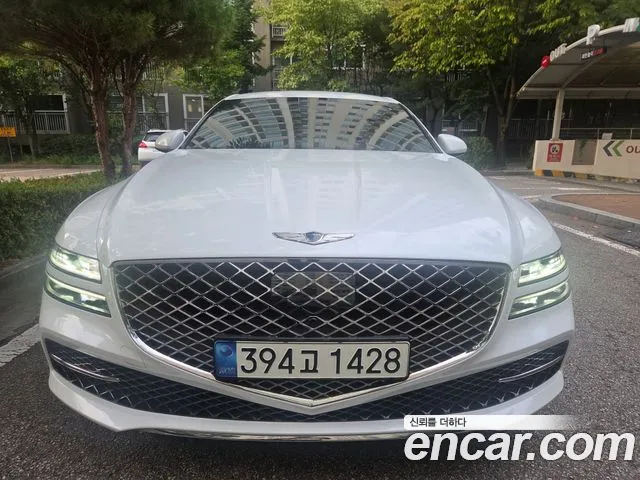 Фотография автомобиля — Genesis G80 RG3