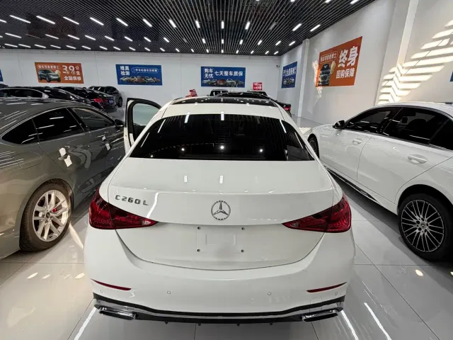 Mercedes-Benz C-Class — Фото автомобиля 6