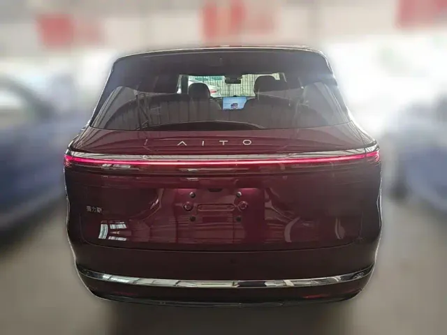 Aito M7 — Фото автомобиля 7