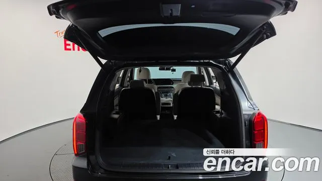 Hyundai Palisade Palisade Дизель 2.2 2WD — Фото автомобиля 17