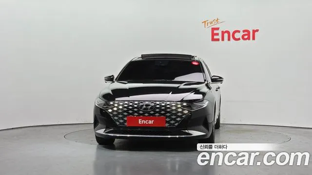 Hyundai Grandeur Новый Grandeur IG 3.0 LPi (Для проката) — Фото автомобиля 3