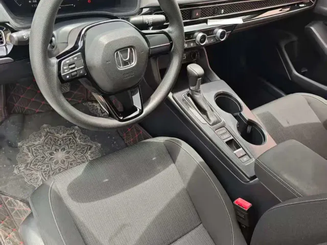 Honda Civic — Фото автомобиля 9