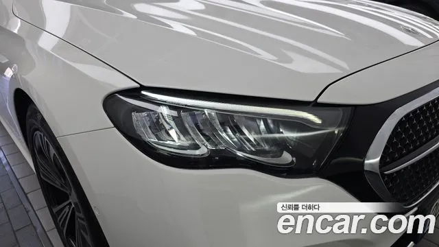Mercedes-Benz E-Class W214 — Фото автомобиля 22