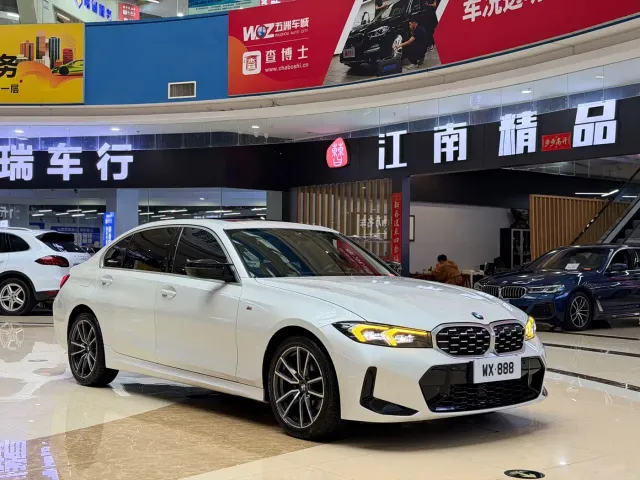 Фотография автомобиля — BMW 3 Series