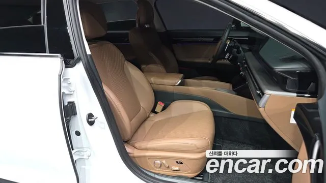 Hyundai Grandeur GN7 — Фото автомобиля 11