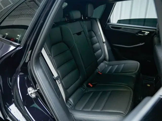 Porsche Macan — Фото автомобиля 13