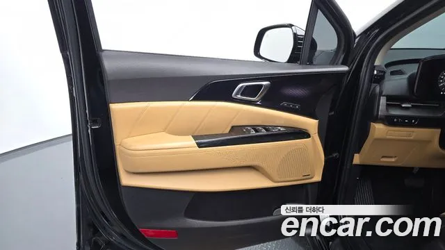 Kia Canival Carnival 4 поколение Бензин 7 мест Signature — Фото автомобиля 24