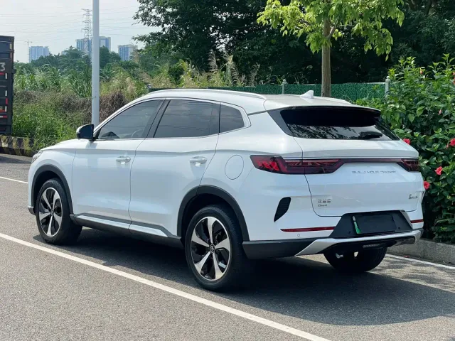 BYD Song PLUS — Фото автомобиля 7