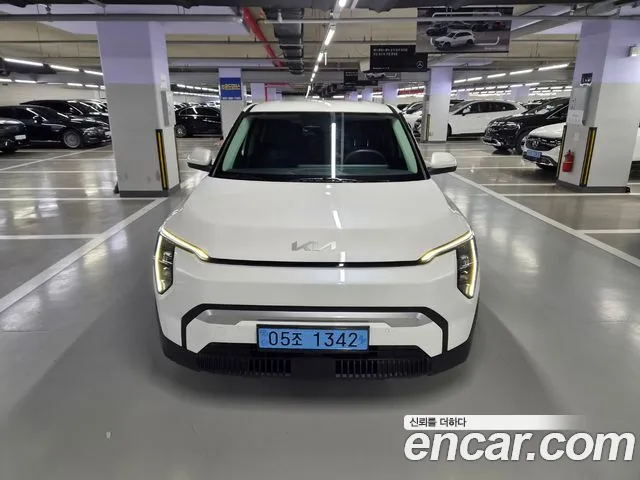 Фотография автомобиля — Kia EV3