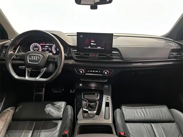 Audi Q5L — Фото автомобиля 6