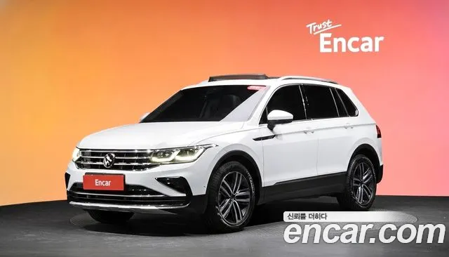 Фотография автомобиля — Volkswagen Tiguan
