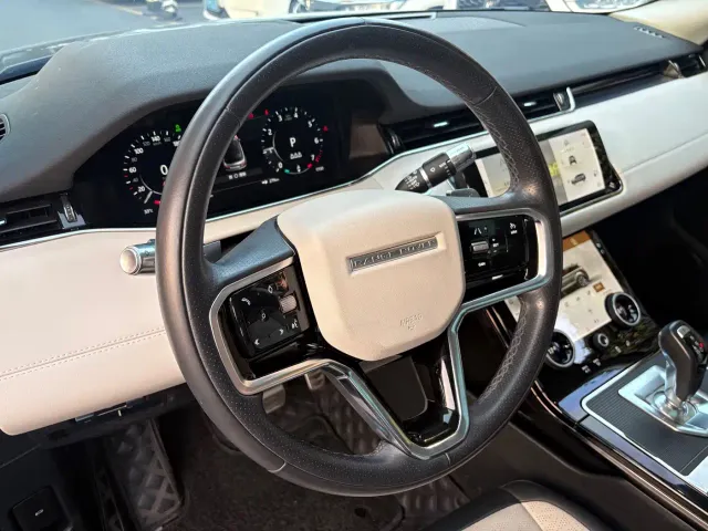 Land Rover Range Rover Evoque — Фото автомобиля 16