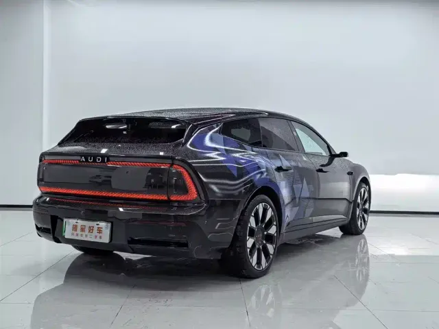 Audi E5 Sportback — Фото автомобиля 4
