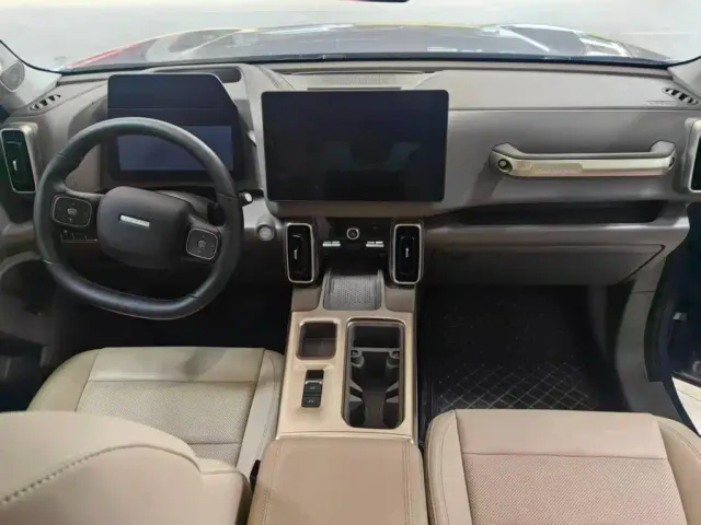 Haval Big Dog — Фото автомобиля 12
