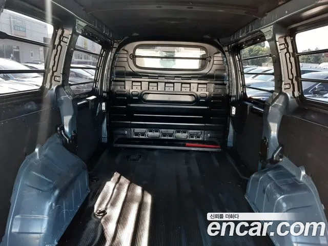 Hyundai Staria — Фото автомобиля 14
