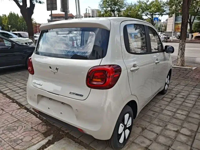 Wuling Hongguang Mini EV — Фото автомобиля 6