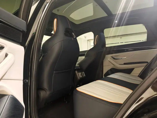 BYD Song PLUS — Фото автомобиля 10