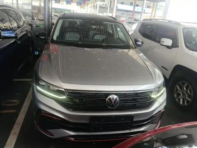 Volkswagen Tiguan X — Фото автомобиля 2