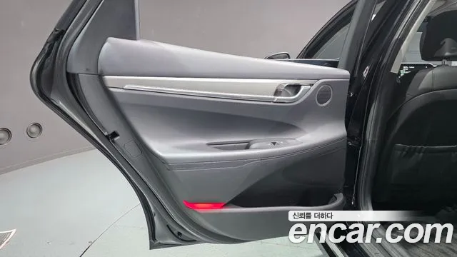 Hyundai Grandeur Новый Grandeur IG — Фото автомобиля 24