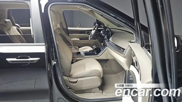 Kia Canival Carnival 4 поколение 9 мест Prestige — Фото автомобиля 26