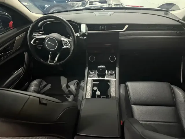 Jaguar Jaguar XFL 2021 XFL 2.0T P250 2WD Premium Luxury Edition — Фото автомобиля 5
