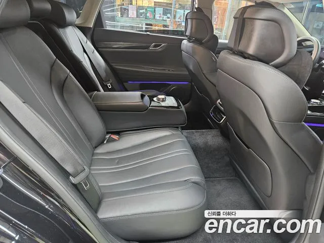 Genesis G80 RG3 — Фото автомобиля 11