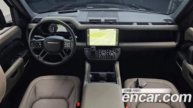 Land Rover Defender — Фото автомобиля 7