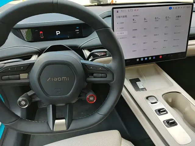 Xiaomi SU7 — Фото автомобиля 13