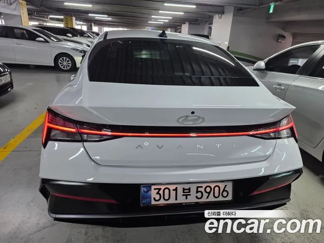Hyundai Avante — Фото автомобиля 17
