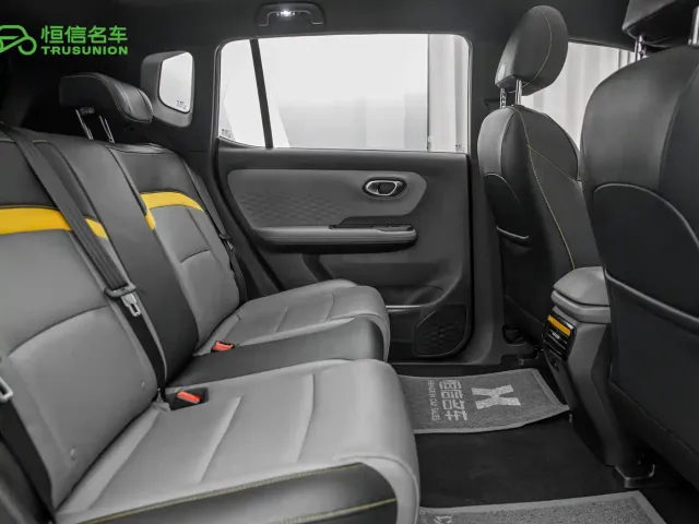 GAC Aion Y — Фото автомобиля 10