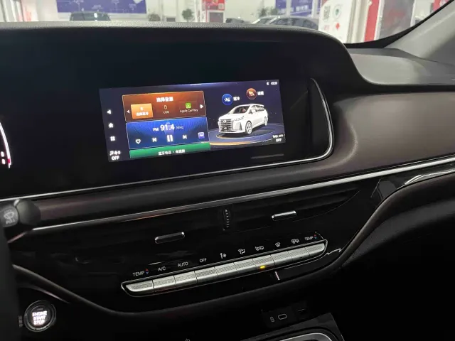 GAC Trumpchi M6 — Фото автомобиля 9