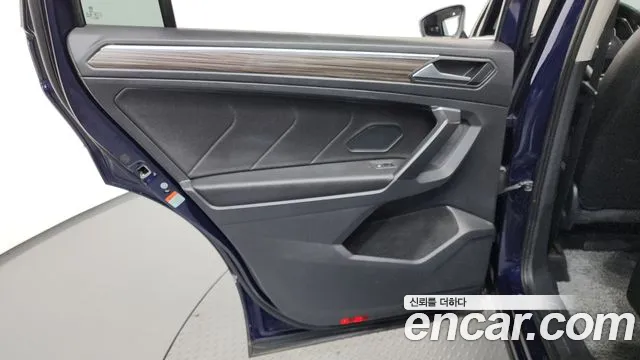 Volkswagen Tiguan — Фото автомобиля 25