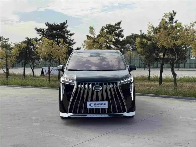 GAC Trumpchi M8 — Фото автомобиля 2