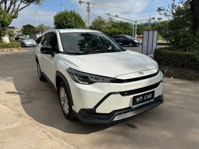 Toyota Frontlander — Фото автомобиля 2