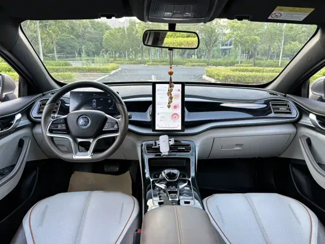 BYD Qin PLUS — Фото автомобиля 5