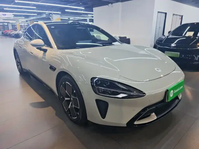 Xiaomi SU7 — Фото автомобиля 3